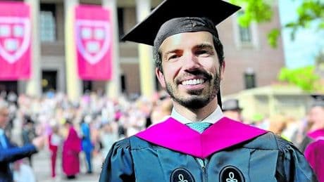 Gonzalo Arana, investigador bilbaíno en Harvard: «Muchos temen tener que irse de EE UU»