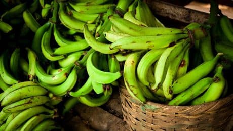 Comer más plátanos y brócoli puede ayudar a reducir la tensión alta