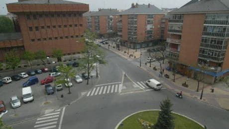 Fallece la mujer de 90 años atropellada en Vitoria cuando cruzaba por un paso de cebra