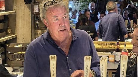 Jeremy Clarkson's pub The Farmer's Dog baffles customers over strict menu policy
