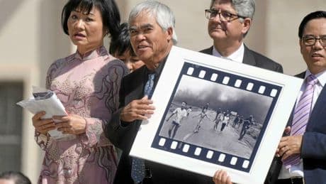 Mais qui a vraiment photographié « La petite fille au napalm » ?