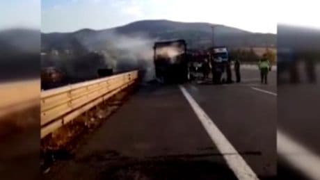 Ankara’da otobüs alev aldı: Yolcular panik yaşadı