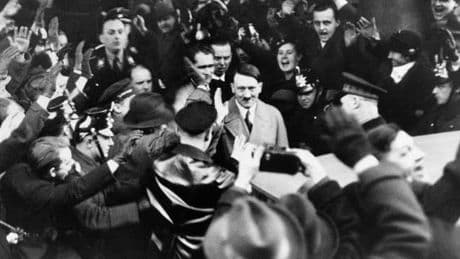 Comment Hitler a-t-il accédé au pouvoir ? Comprendre en trois minutes