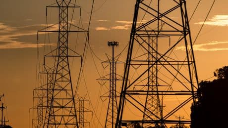 Governors Plan to Rebuke Managers of Largest U.S. Electric Grid