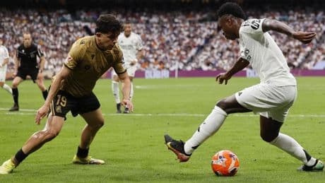 Ancelotti echa una mano desde Brasil al Madrid y la Real sale perjudicada