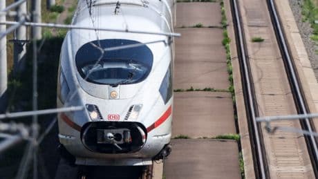 Kommentar - Bahnchef gesucht! Jetzt bewerben!