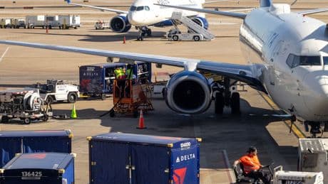Making Connections on Flights to the U.S. from Europe Could Get Easier