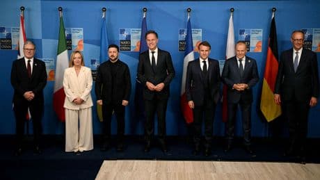 Seis líderes europeos y Von der Leyen hacen frente común para exigir que se cuente con Ucrania en las conversaciones de paz