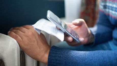 Government postpones outdated energy meter shutdown amid concerns for vulnerable households