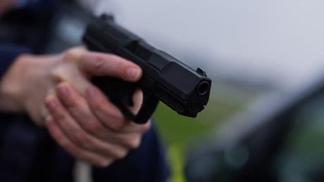 Bei München - Messer-Mann von Polizei angeschossen