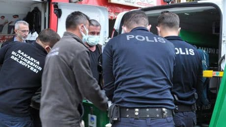 Apartmandan kötü koku gelince bulundu; günler önce ölmüş