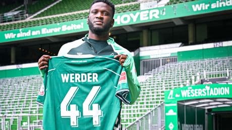 Warum er die 44 trägt - Boniface lüftet trauriges Trikot-Geheimnis