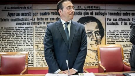 La mayoría de los diplomáticos acusa a Albares de "menoscabar" sus funciones y "obstaculizar" su trabajo en defensa de España
