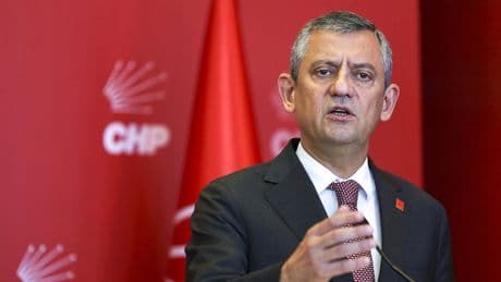Özgür Özel: Komisyona katılımı operasyonlara indirgemek yanlış