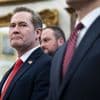 Daar is dan de vergelding: weken na Signal-schandaal ontslaat Trump veiligheids­adviseur Waltz