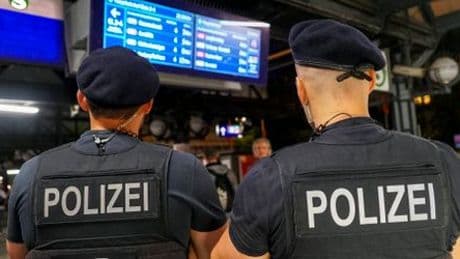 Hamburg-Harburg: Mann fährt mehr als 50-mal ohne Fahrschein