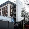 Excellence médicale, "management toxique" et suicide... Dans les coulisses de l'Hôpital Américain de Paris, établissement préféré des stars et des grandes fortunes