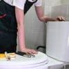So stoppen Sie das Tropfen Ihrer Toilette: Schnelle Hilfe bei Spülkasten-Problemen