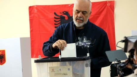 Elezioni in Albania, larga vittoria del Partito socialista di Edi Rama