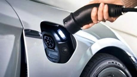 El desconocido descuento de hasta 1.000 euros por comprar un coche eléctrico: qué son los CAE y cómo funcionan