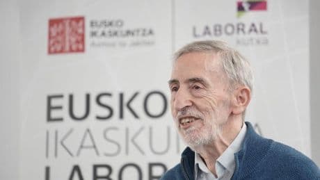 Eusko Ikaskuntza premia al activista y pensador Xabier Etxeberria Mauleón