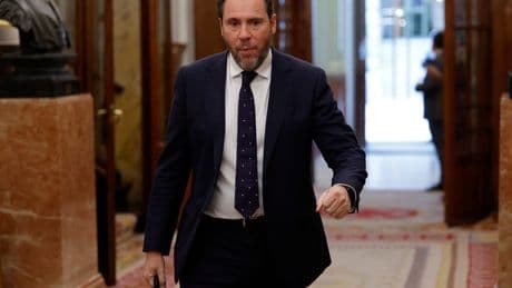 El ataque de Puente a la gestión de Mañueco por los incendios abre otra guerra Gobierno-PP