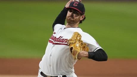 Blue Jays land Shane Bieber from Guardians before MLB trade deadline