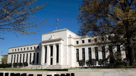 Borse Ue caute tra attesa Fed e speranze Usa-Cina. A Milano corre ancora Amplifon