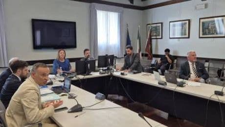 Comunicato Stampa: CRV - Tariffe autostradali agevolate e rend su attività di cava e inquinamento luminoso
