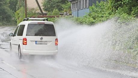 Unwetter Köln: DWD warnt vor massiver Gewitterfront in NRW