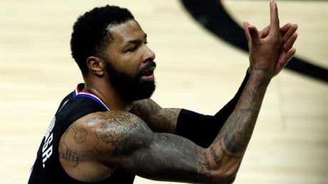 Un ex jugador de la NBA, detenido por fraude