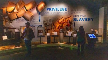 Musées : Donald Trump s’attaque au Smithsonian, le « grenier de la nation »