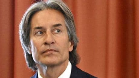 Österreich: Ex-Finanzminister Karl-Heinz Grasser tritt vierjährige Haft an