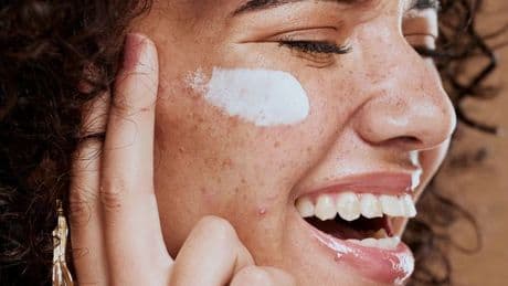 ‘Works like magic’ line-smoothing face mask duo that ‘plumps wrinkles overnight’
