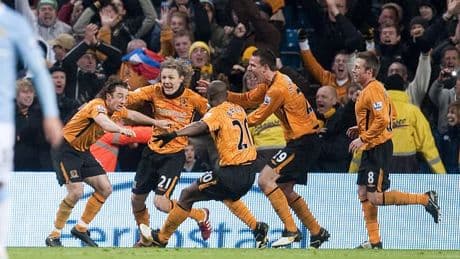 Premier League cult hero aiming for golf glory as he attempts to qualify for The Open - a year after injury heartbreak