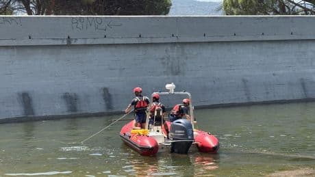 Hallan ahogado en el pantano de San Juan a un joven que había desaparecido: estaba a casi 10 metros de profundidad