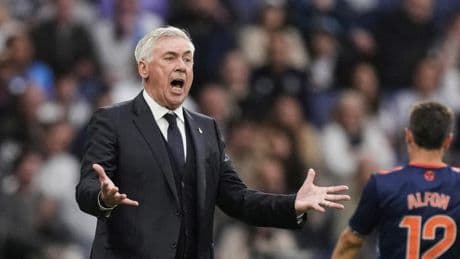 Ancelotti: “El clásico es una gran oportunidad, pero la Liga está en manos del Barça”