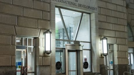 Bush, Obama and Bono Commend USAID Staff Members on Their Last Day