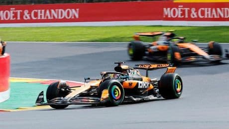 Piastri vence a los elementos y lidera otro doblete de McLaren en Spa