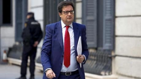 El Gobierno promete a los funcionarios pagarles "en breve" la subida salarial del 0,5% que les debe desde el año pasado