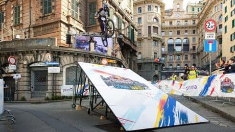 Torna il Red Bull Cerro Abajo a Genova: orari, percorsi e vie interessate dal Peralto alla Zecca
