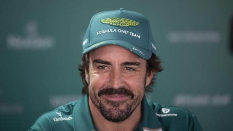 Fernando Alonso sufre una lesión en la espalda y es duda para el GP de Hungría