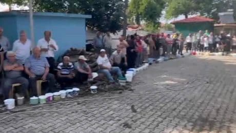 Bu köyde kurban eti girmeyen ev yok