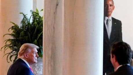 Empêtré dans l’affaire Epstein, Trump fait diversion en attaquant Obama