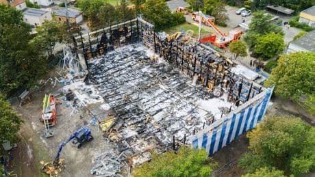 Hannover: Polizei ermittelt nach Brand in Turnhalle gegen Dachdeckerfirma