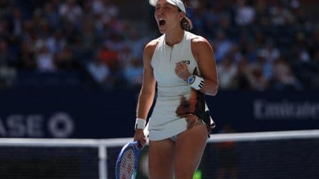 US Open live: Pegula v Krejcikova latest score before Venus Williams in doubles action