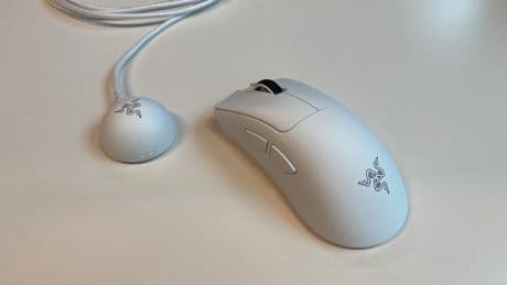 Razer DeathAdder V4 Pro im Test: Diese Maus rast allen davon