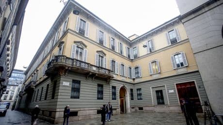 Mediobanca, manager all’incasso