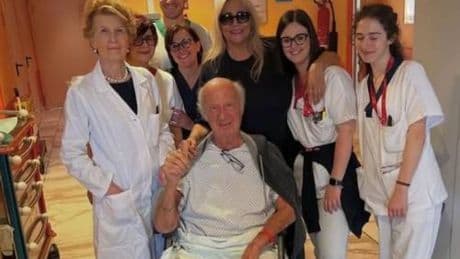 Nicola Carraro, la foto in ospedale con Mara Venier. Cosa è successo