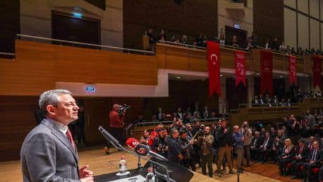 CHP parti programını yeniliyor